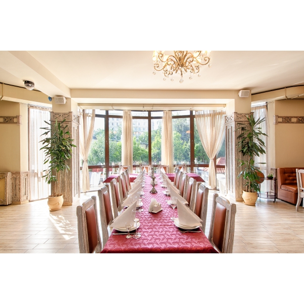 Ресторанный сервис бронирования столиков menu-rest.com - Интерьер ресторана "Кузьминки"