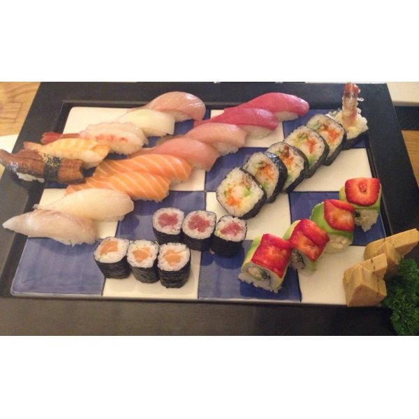 Ресторанный сервис бронирования столиков menu-rest.com - Интерьер ресторана "Seiji"