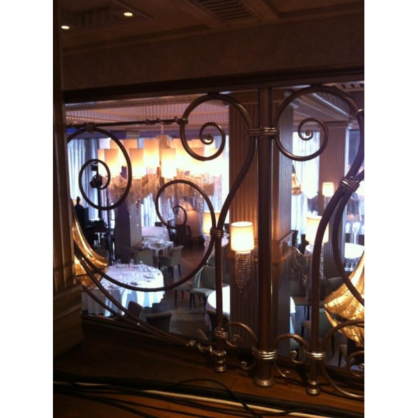 Ресторанный сервис бронирования столиков menu-rest.com - Интерьер ресторана "Piazza Italiana"