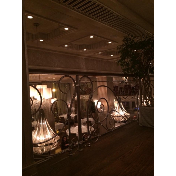 Ресторанный сервис бронирования столиков menu-rest.com - Интерьер ресторана "Piazza Italiana"