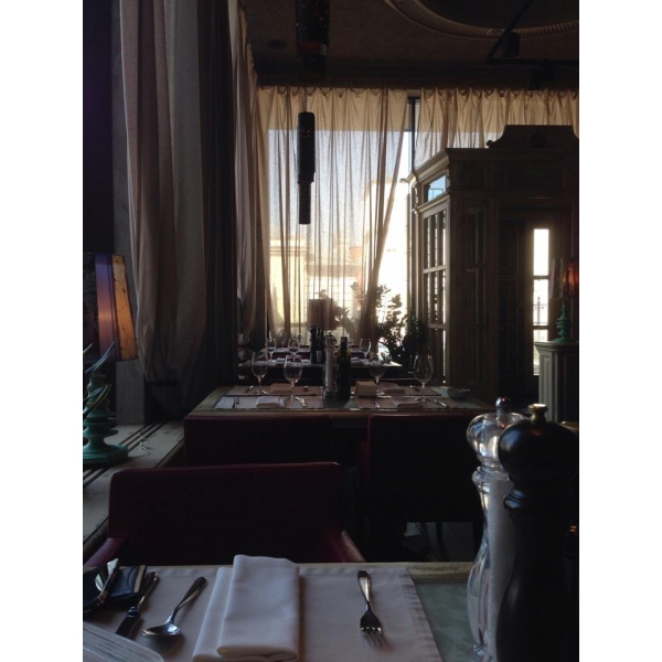 Ресторанный сервис бронирования столиков menu-rest.com - Интерьер ресторана "Piazza Italiana"