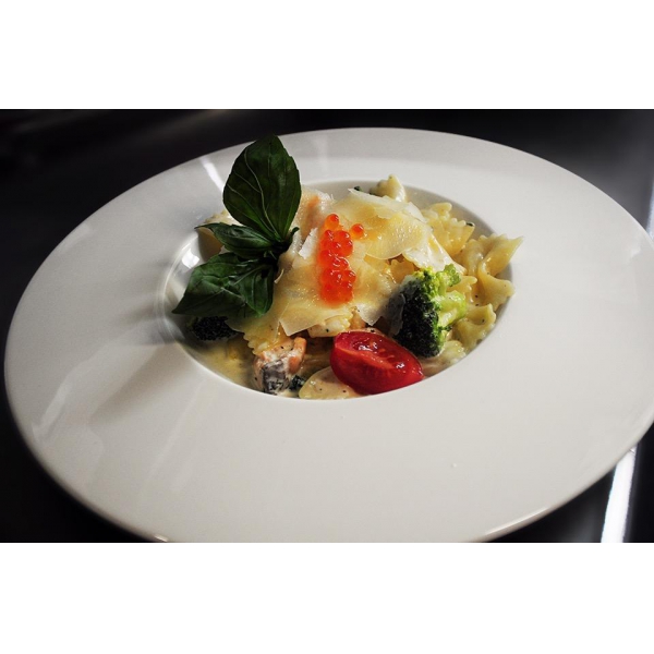 Ресторанный сервис бронирования столиков menu-rest.com - Интерьер ресторана "Forest grill and roll bar"