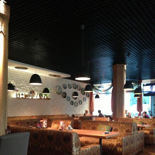 Ресторанный сервис бронирования столиков menu-rest.com - Интерьер ресторана "Алайский базар"