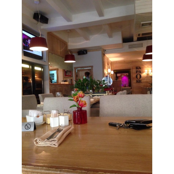 Ресторанный сервис бронирования столиков menu-rest.com - Интерьер ресторана "Il Pomodoro"