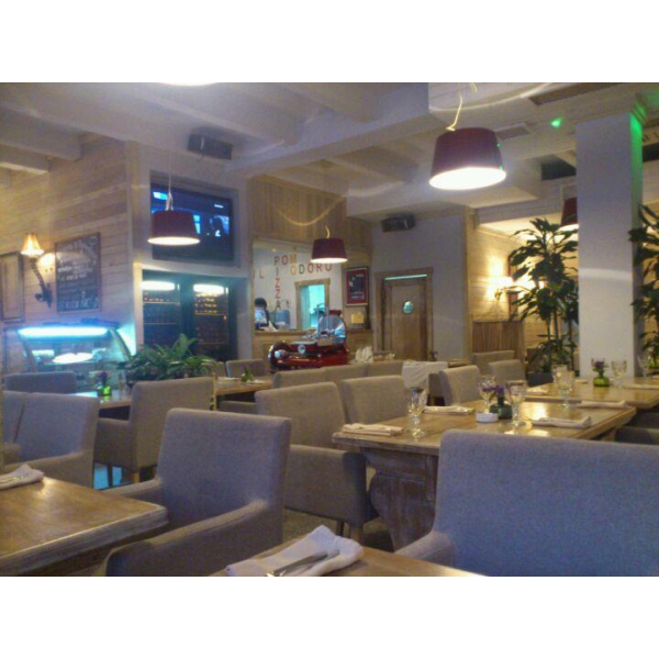 Ресторанный сервис бронирования столиков menu-rest.com - Интерьер ресторана "Il Pomodoro"