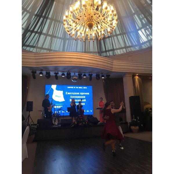 Ресторанный сервис бронирования столиков menu-rest.com - Интерьер ресторана "Фьюжн"