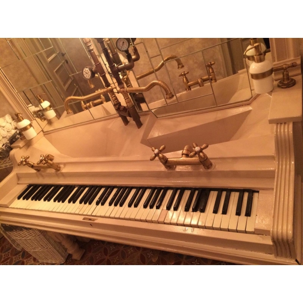 Ресторанный сервис бронирования столиков menu-rest.com - Интерьер ресторана "Beer & Brut"