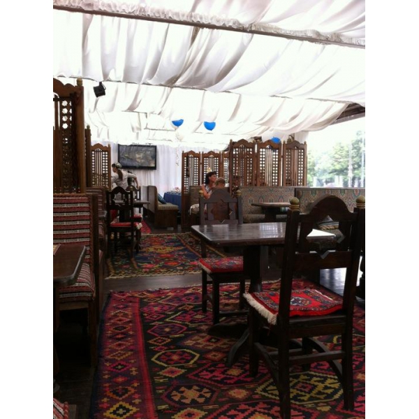 Ресторанный сервис бронирования столиков menu-rest.com - Интерьер ресторана "Павлин-Мавлин"