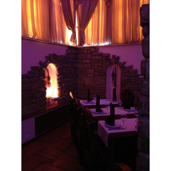 Ресторанный сервис бронирования столиков menu-rest.com - Интерьер ресторана "Луснар"