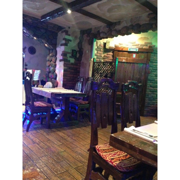 Ресторанный сервис бронирования столиков menu-rest.com - Интерьер ресторана "Тамада"