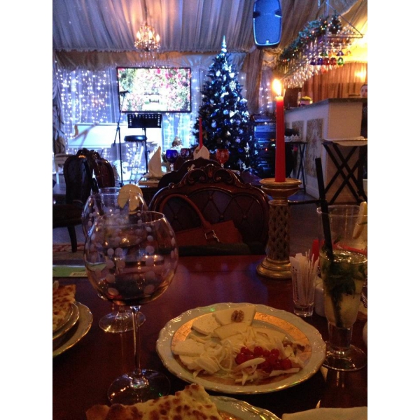 Ресторанный сервис бронирования столиков menu-rest.com - Интерьер ресторана "Gotinaza"