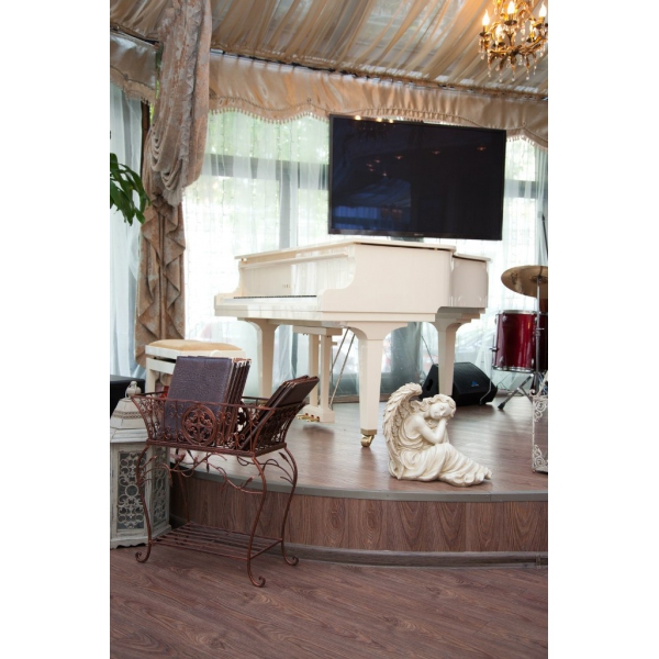 Ресторанный сервис бронирования столиков menu-rest.com - Интерьер ресторана "Gotinaza"