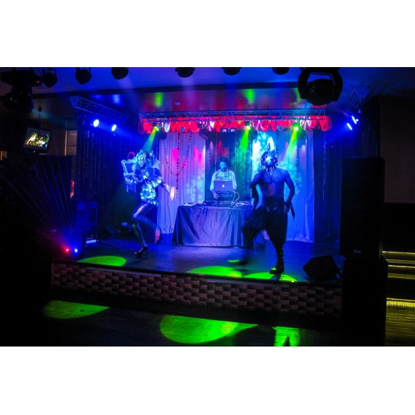 Ресторанный сервис бронирования столиков menu-rest.com - Интерьер ресторана "Каравайцефф"