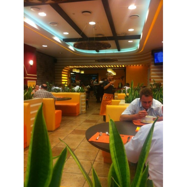 Ресторанный сервис бронирования столиков menu-rest.com - Интерьер ресторана "Cantina Mariachi"