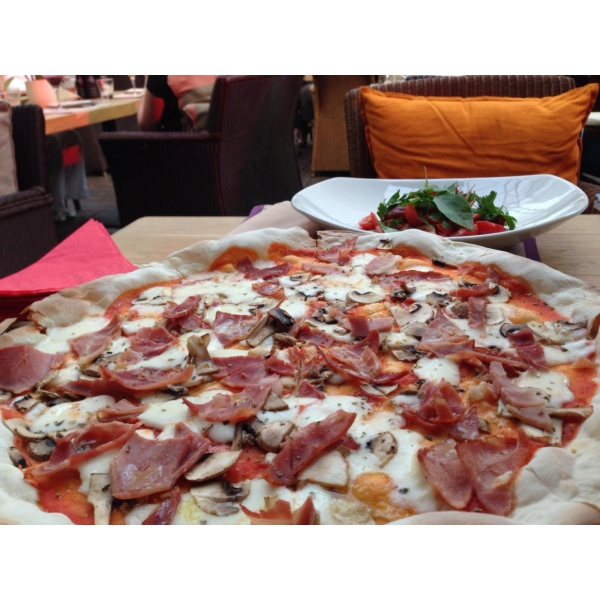 Ресторанный сервис бронирования столиков menu-rest.com - Интерьер ресторана "Ветерок"