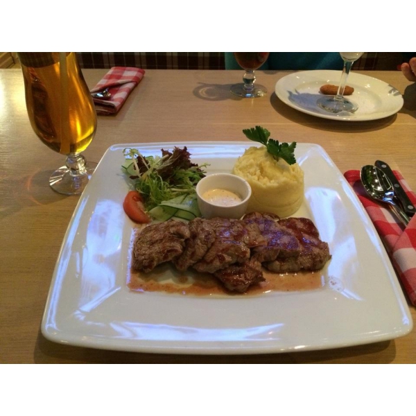 Ресторанный сервис бронирования столиков menu-rest.com - Интерьер ресторана "La Piola"