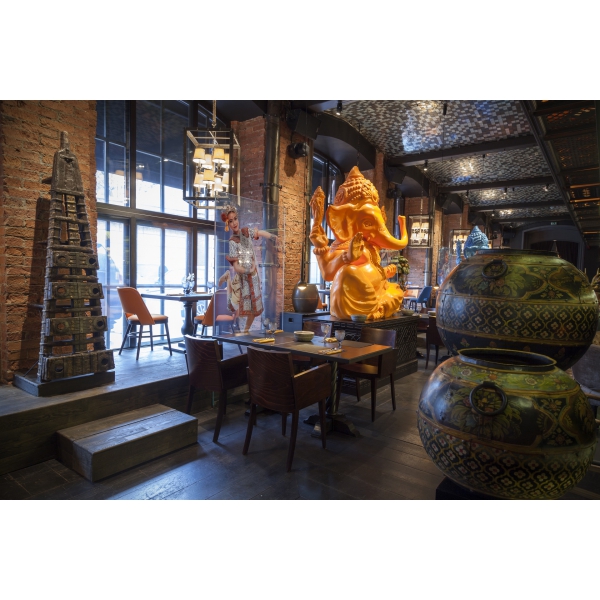 Ресторанный сервис бронирования столиков menu-rest.com - Интерьер ресторана "Black Thai"