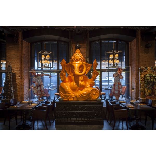 Ресторанный сервис бронирования столиков menu-rest.com - Интерьер ресторана "Black Thai"