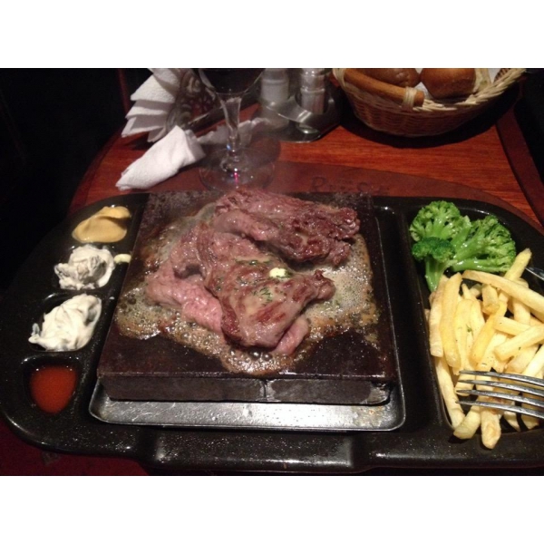 Ресторанный сервис бронирования столиков menu-rest.com - Интерьер ресторана "River Side"