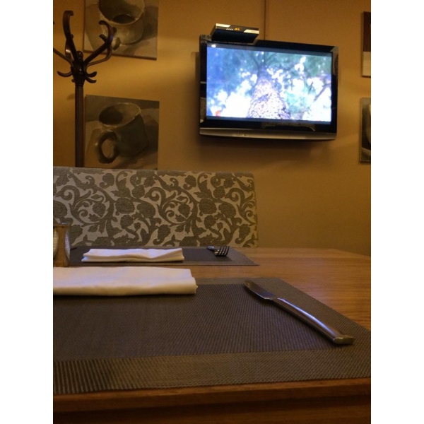 Ресторанный сервис бронирования столиков menu-rest.com - Интерьер ресторана "Чашки"