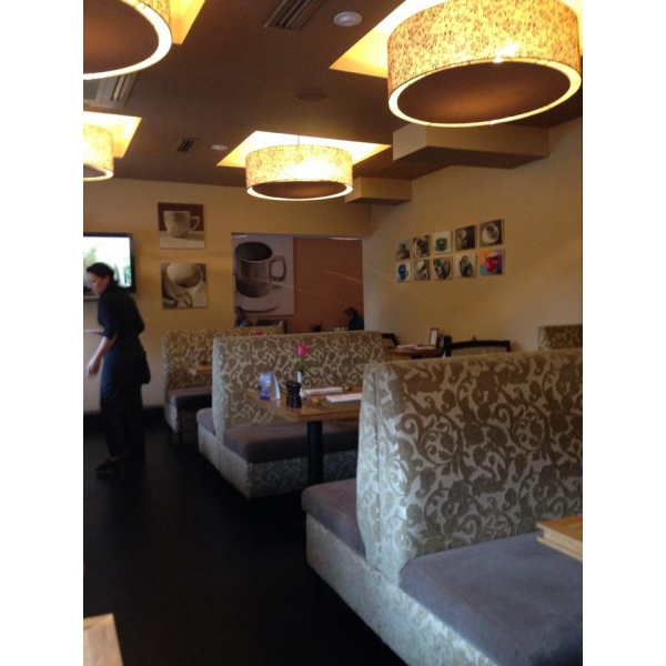 Ресторанный сервис бронирования столиков menu-rest.com - Интерьер ресторана "Чашки"