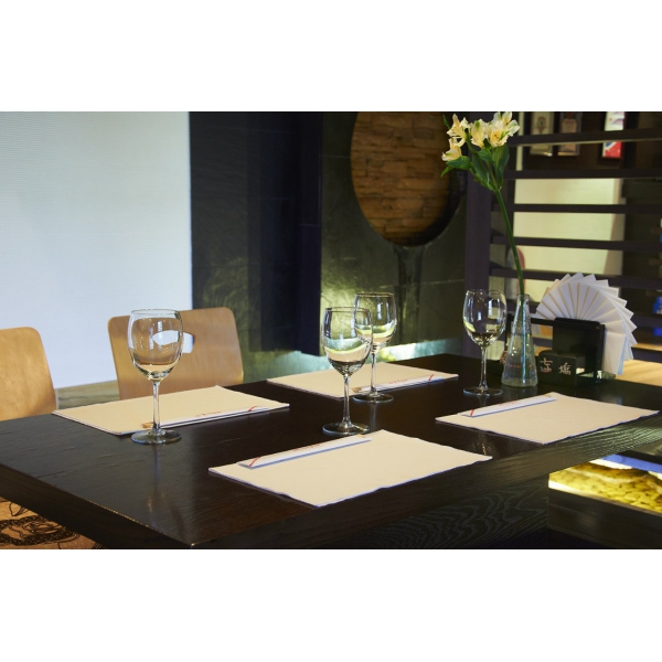 Ресторанный сервис бронирования столиков menu-rest.com - Интерьер ресторана "Нэцкэ"