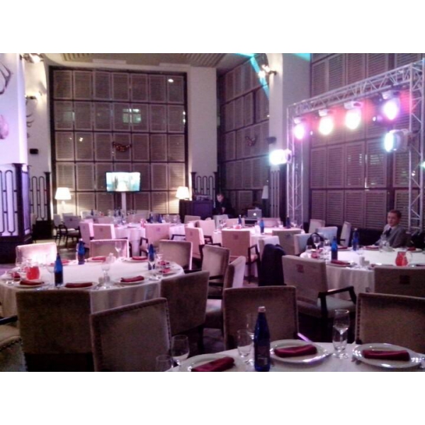 Ресторанный сервис бронирования столиков menu-rest.com - Интерьер ресторана "G.Graf"