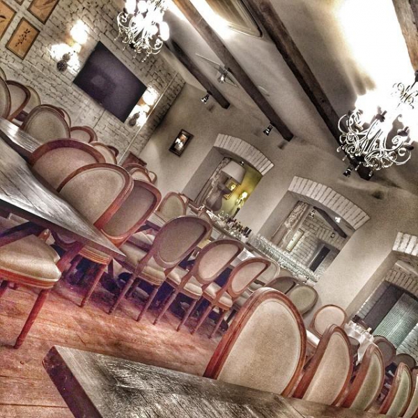 Ресторанный сервис бронирования столиков menu-rest.com - Интерьер ресторана "Village Kitchen"