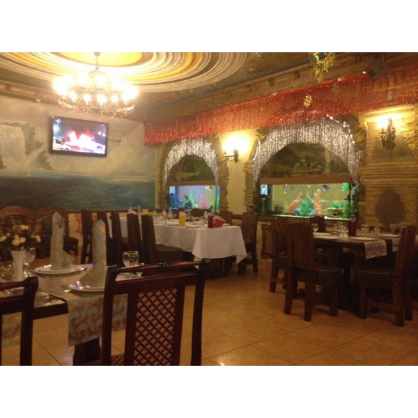 Ресторанный сервис бронирования столиков menu-rest.com - Интерьер ресторана "Водопад"