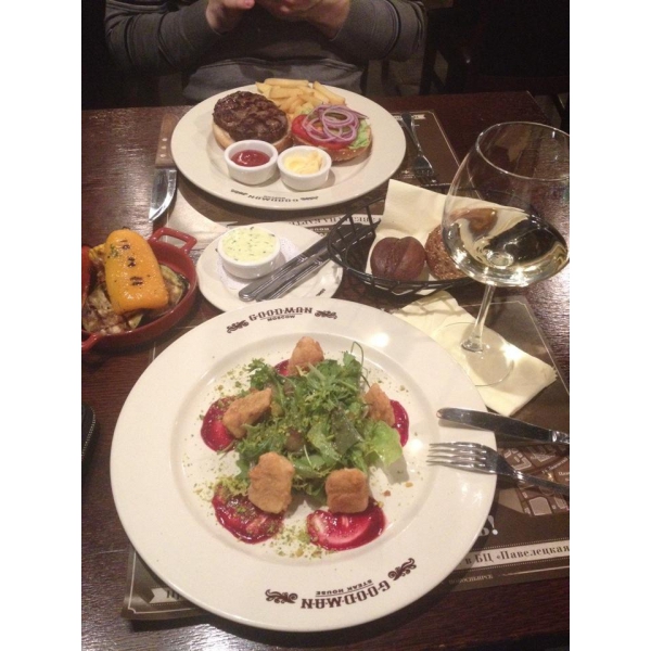 Ресторанный сервис бронирования столиков menu-rest.com - Интерьер ресторана "GOODMAN"