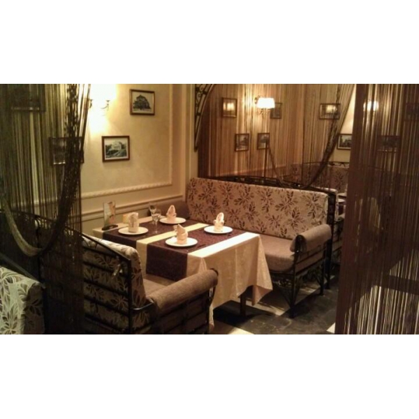 Ресторанный сервис бронирования столиков menu-rest.com - Интерьер ресторана "Добрые Традиции"