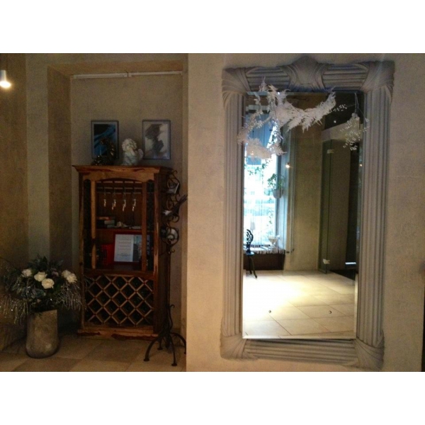 Ресторанный сервис бронирования столиков menu-rest.com - Интерьер ресторана "Гюго"