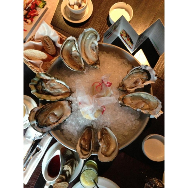 Ресторанный сервис бронирования столиков menu-rest.com - Интерьер ресторана "Гюго"