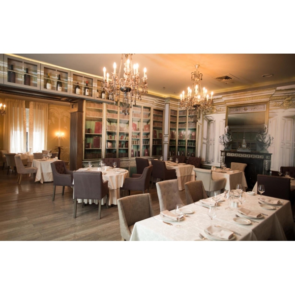 Ресторанный сервис бронирования столиков menu-rest.com - Интерьер ресторана "Гюго"