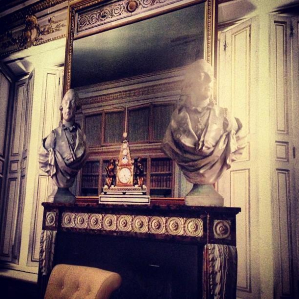 Ресторанный сервис бронирования столиков menu-rest.com - Интерьер ресторана "Гюго"