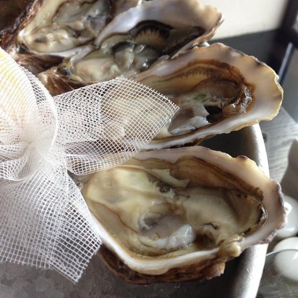 Ресторанный сервис бронирования столиков menu-rest.com - Интерьер ресторана "Гюго"