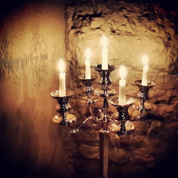 Ресторанный сервис бронирования столиков menu-rest.com - Интерьер ресторана "Гюго"