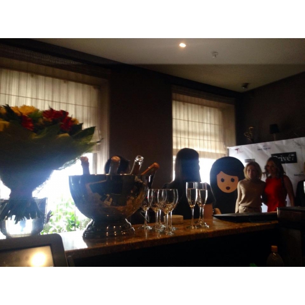 Ресторанный сервис бронирования столиков menu-rest.com - Интерьер ресторана "Гюго"