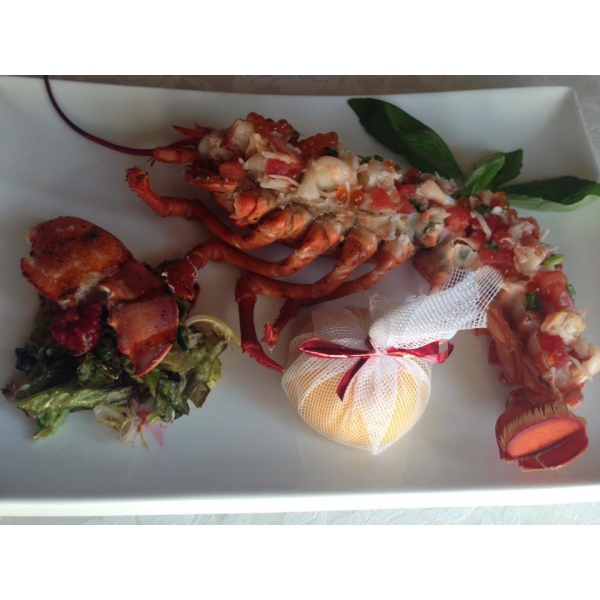 Ресторанный сервис бронирования столиков menu-rest.com - Интерьер ресторана "Гюго"