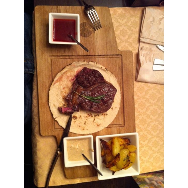 Ресторанный сервис бронирования столиков menu-rest.com - Интерьер ресторана "Сытая утка"