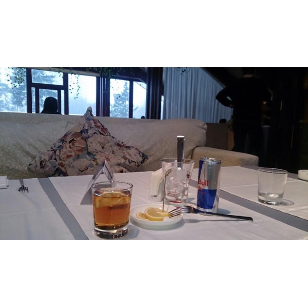 Ресторанный сервис бронирования столиков menu-rest.com - Интерьер ресторана "Chalet"