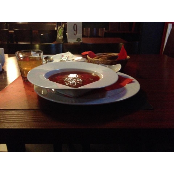 Ресторанный сервис бронирования столиков menu-rest.com - Интерьер ресторана "Красное и Чёрное"