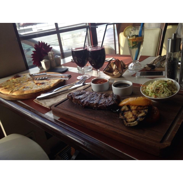 Ресторанный сервис бронирования столиков menu-rest.com - Интерьер ресторана "Дон Иван"