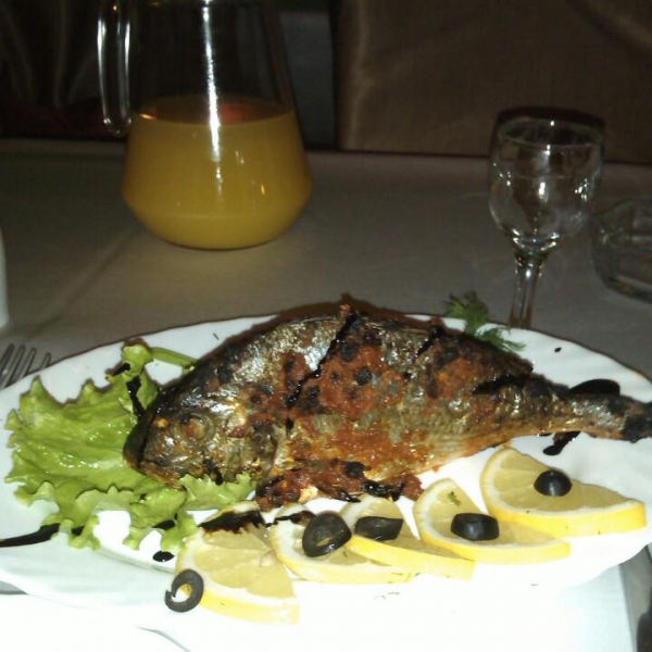 Ресторанный сервис бронирования столиков menu-rest.com - Интерьер ресторана "Белое озеро"