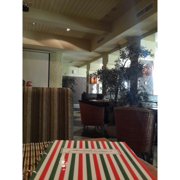 Ресторанный сервис бронирования столиков menu-rest.com - Интерьер ресторана "Лапша и рис"