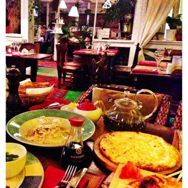 Ресторанный сервис бронирования столиков menu-rest.com - Интерьер ресторана "Веранда у Дачи"