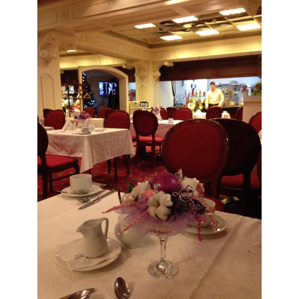 Ресторанный сервис бронирования столиков menu-rest.com - Интерьер ресторана "EVOO"