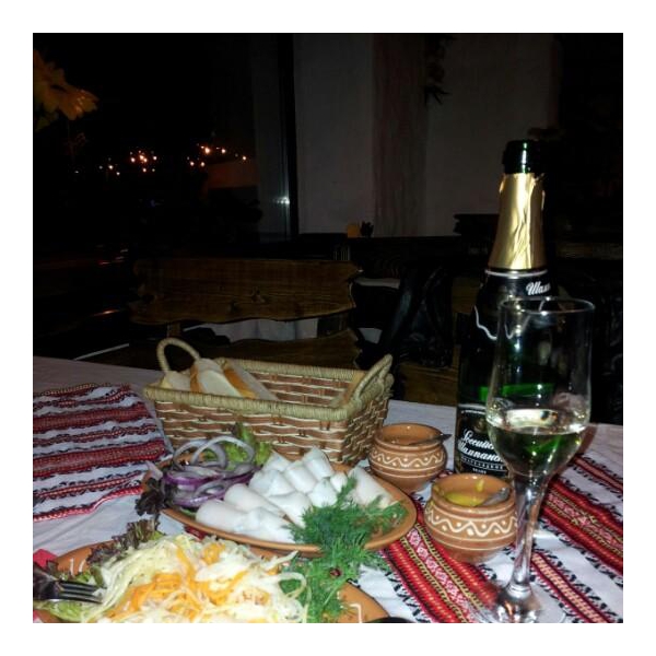 Ресторанный сервис бронирования столиков menu-rest.com - Интерьер ресторана "Диканька"