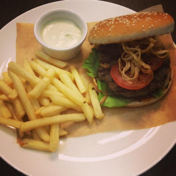 Ресторанный сервис бронирования столиков menu-rest.com - Интерьер ресторана "Old Bridge"