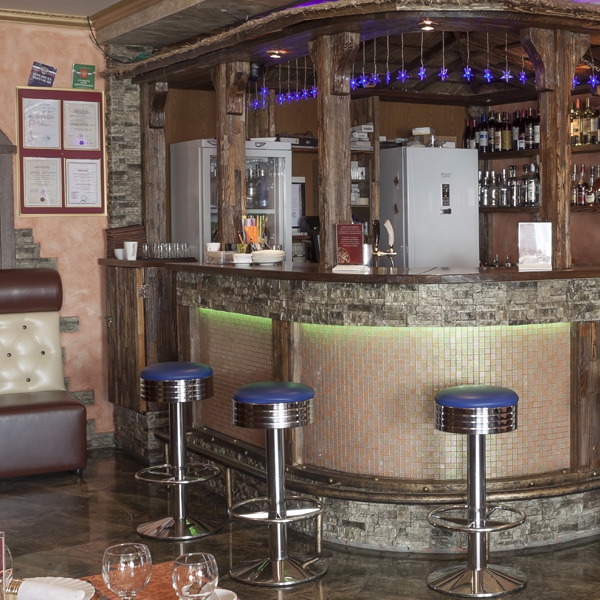 Ресторанный сервис бронирования столиков menu-rest.com - Интерьер ресторана "Вечная Пятница"